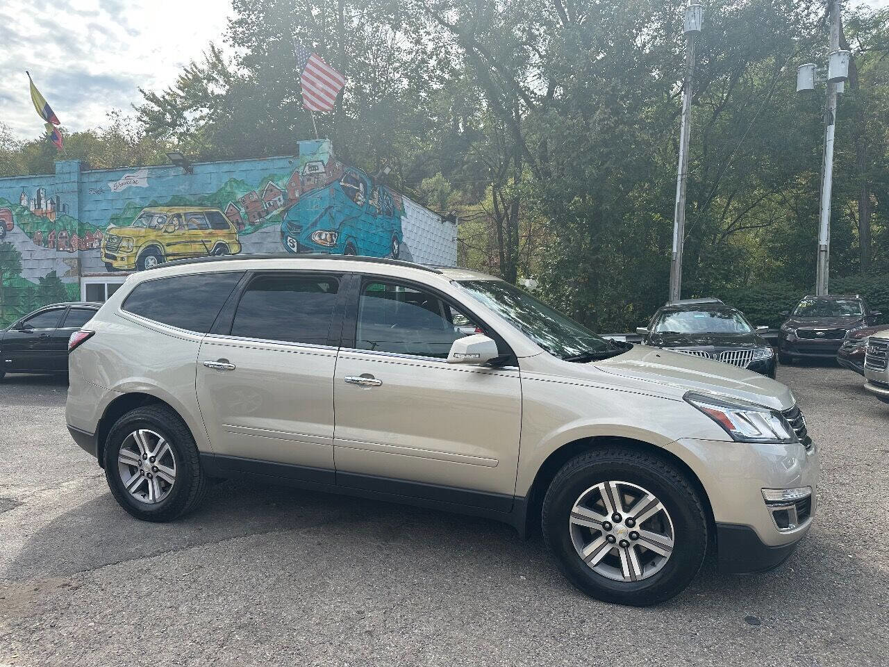 Used 2016 Chevrolet Traverse LT