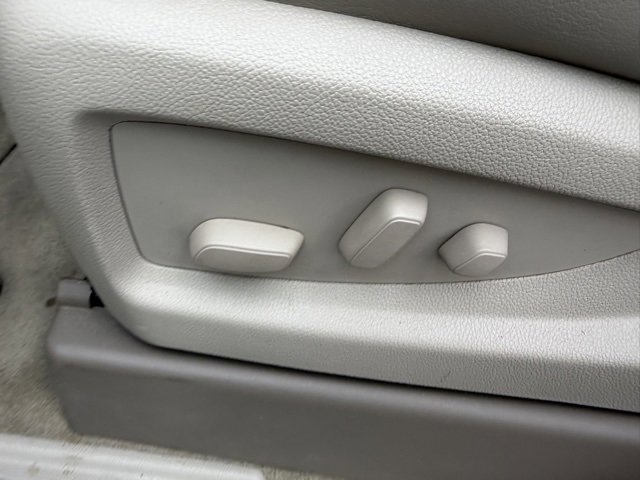 Used 2016 GMC Yukon Denali image 15