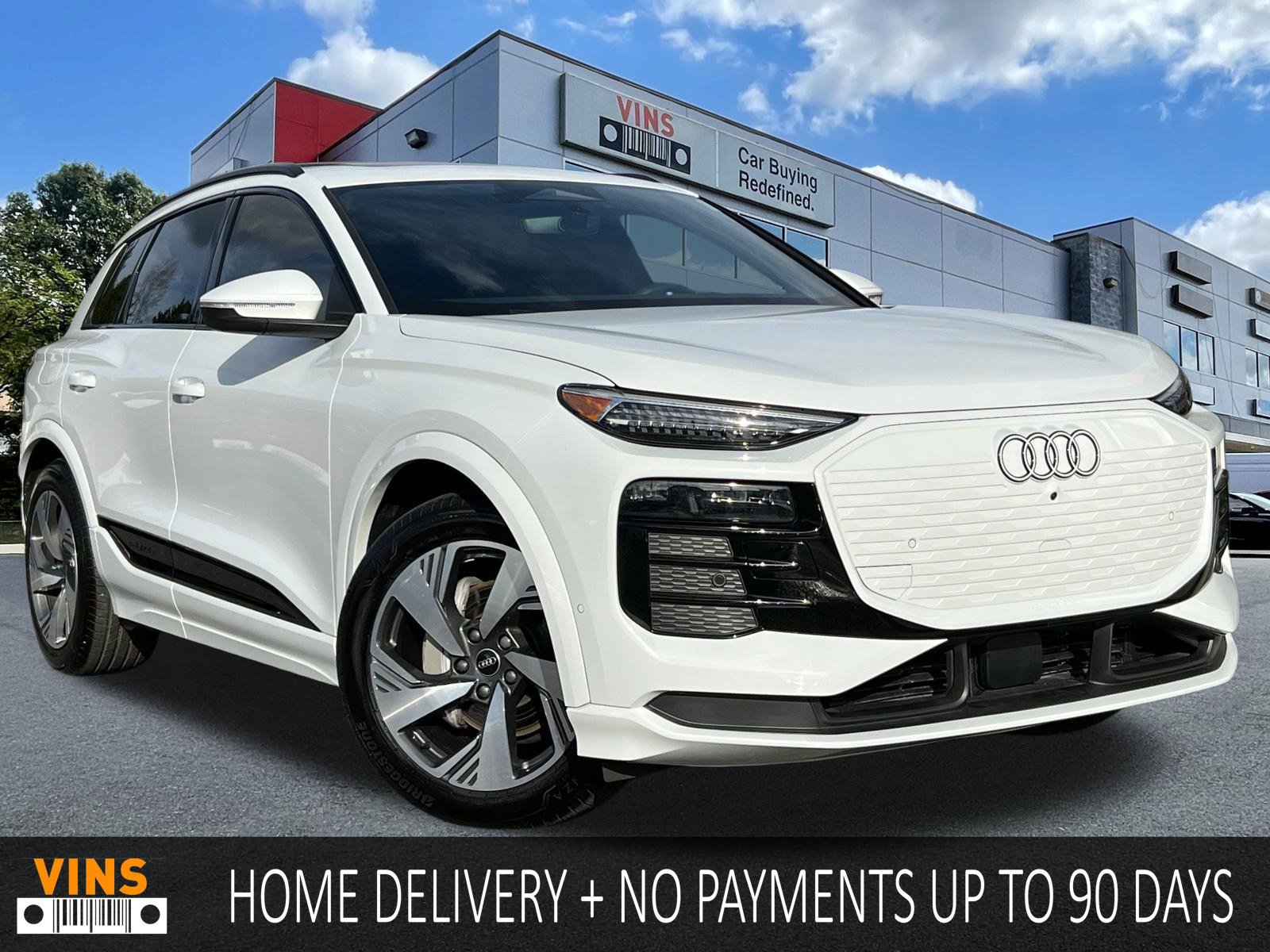 Used 2025 Audi Q6 e-tron Prestige w/ 20" Wheel Package AWD/4WD image 1