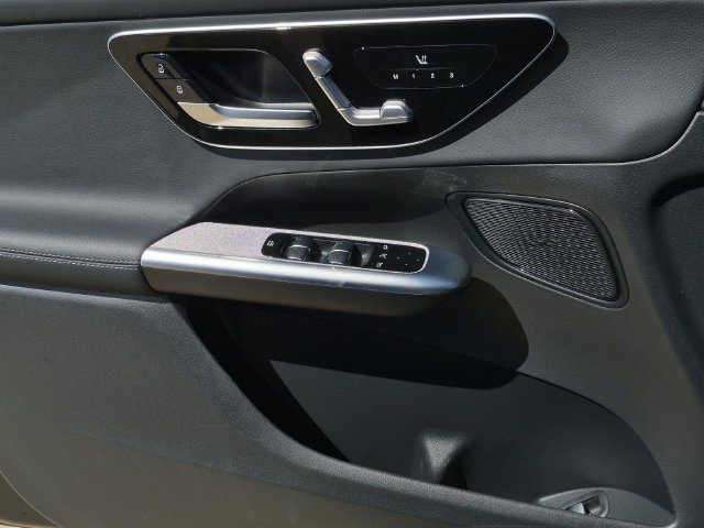 Certified 2026 Mercedes-Benz GLC 300 4MATIC image 16