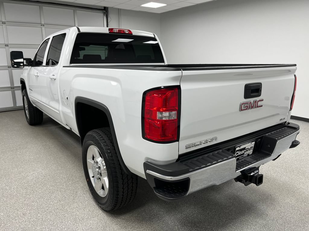 Used 2017 GMC Sierra 2500 SLE w/ HD SLE Preferred Plus Package AWD/4WD image 8