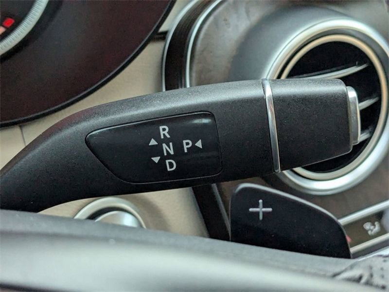 Used 2018 Mercedes-Benz GLC 300 4MATIC Coupe image 29