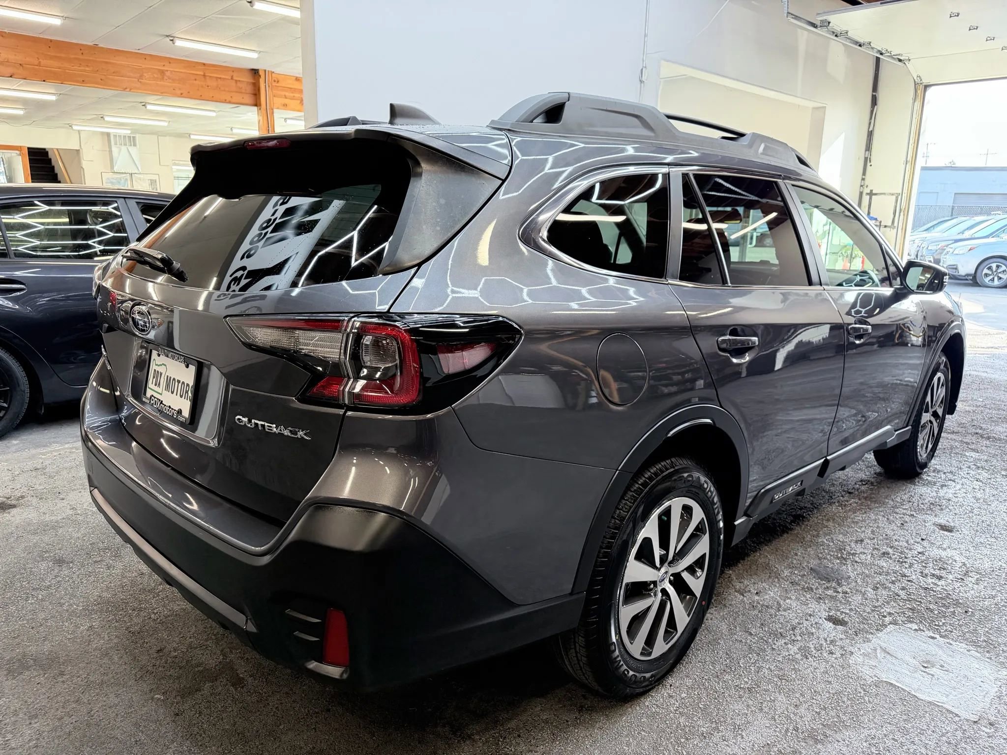 Used 2022 Subaru Outback Premium image 7