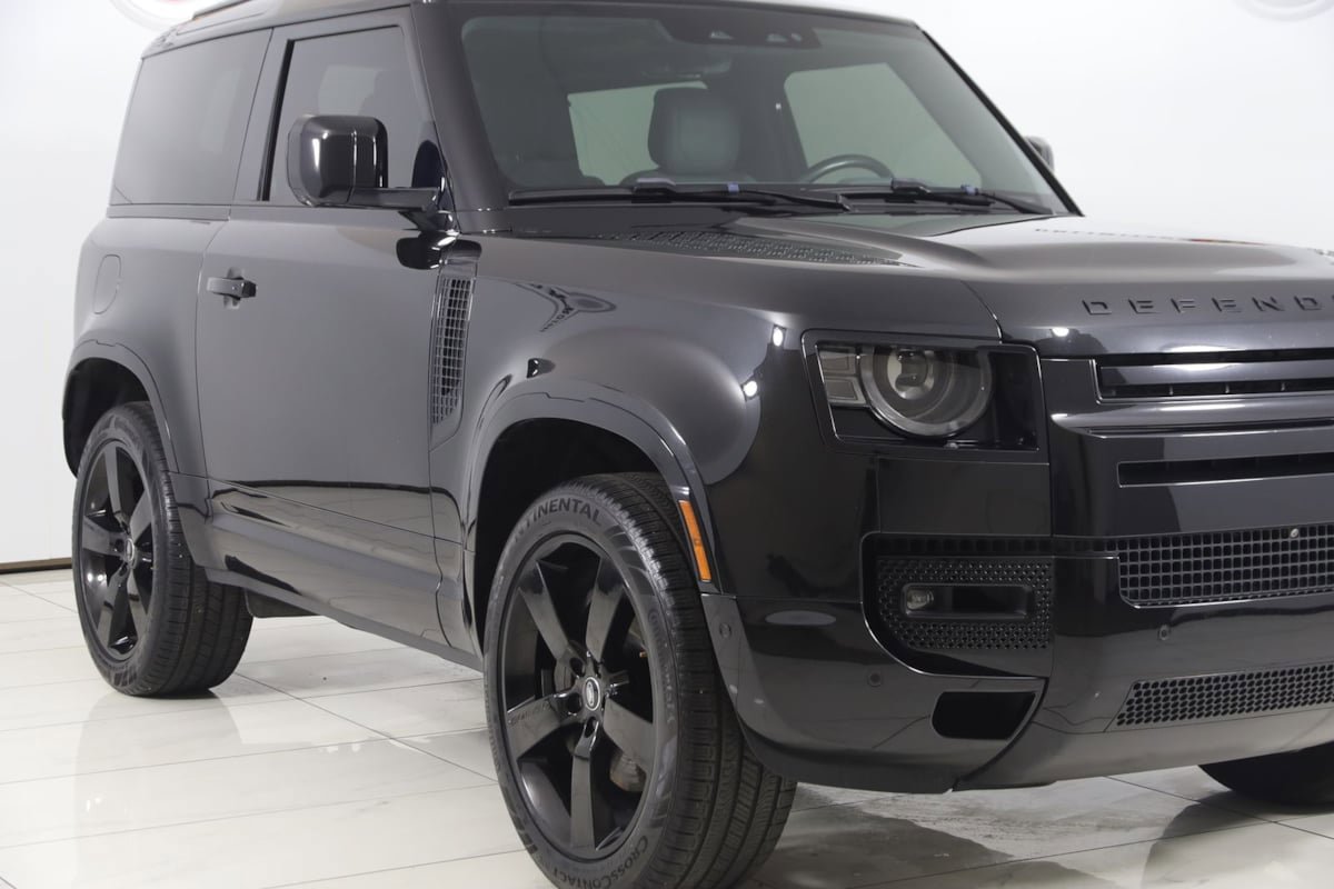Used 2023 Land Rover Defender 90 X-Dynamic SE AWD/4WD image 43