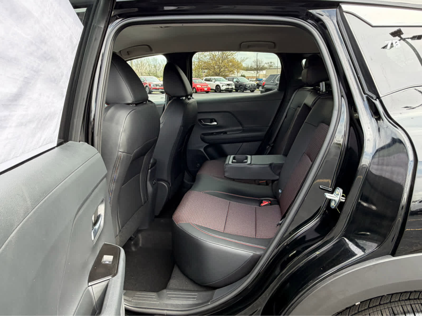 New 2026 Nissan Kicks SR AWD/4WD image 14
