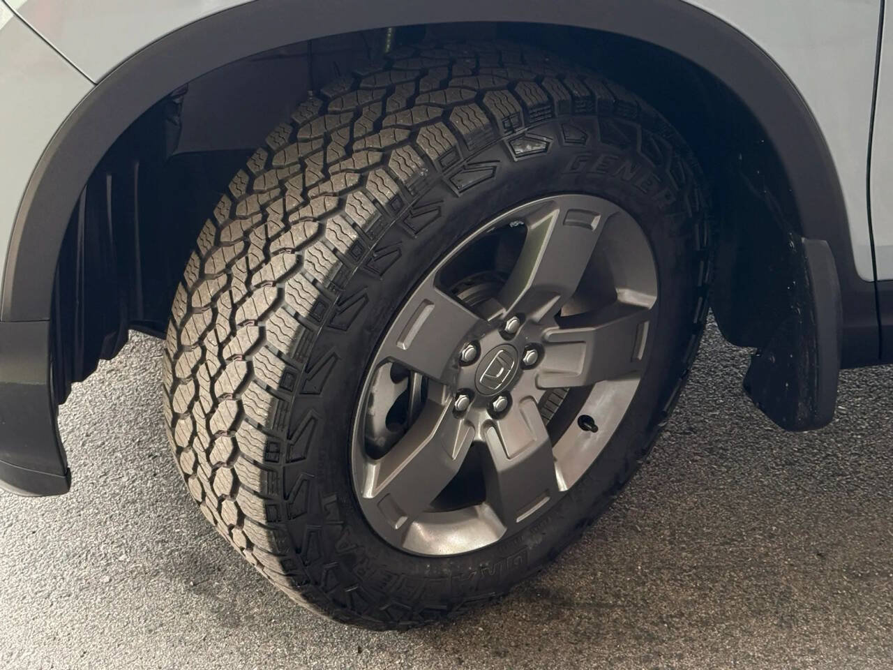 Used 2025 Honda Ridgeline TrailSport image 22