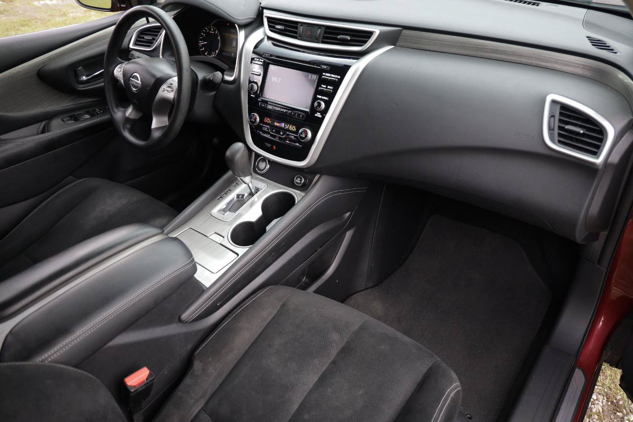 Used 2016 Nissan Murano S FWD image 18