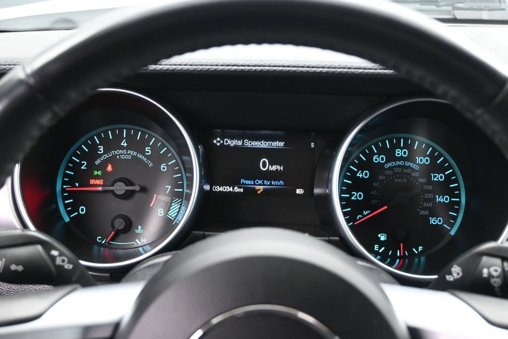 Used 2022 Ford Mustang GT Premium w/ Black Accent Package RWD image 13