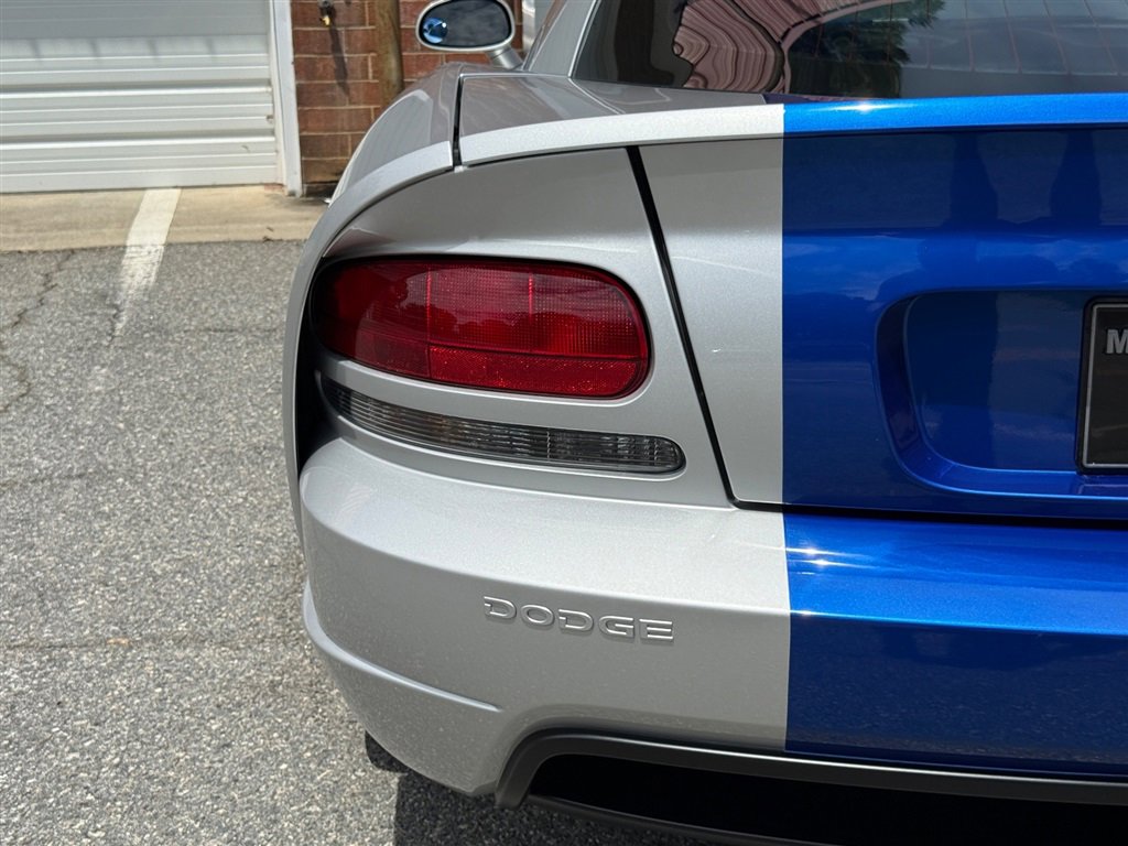 Used 2010 Dodge Viper SRT-10 w/ Protection Group image 45