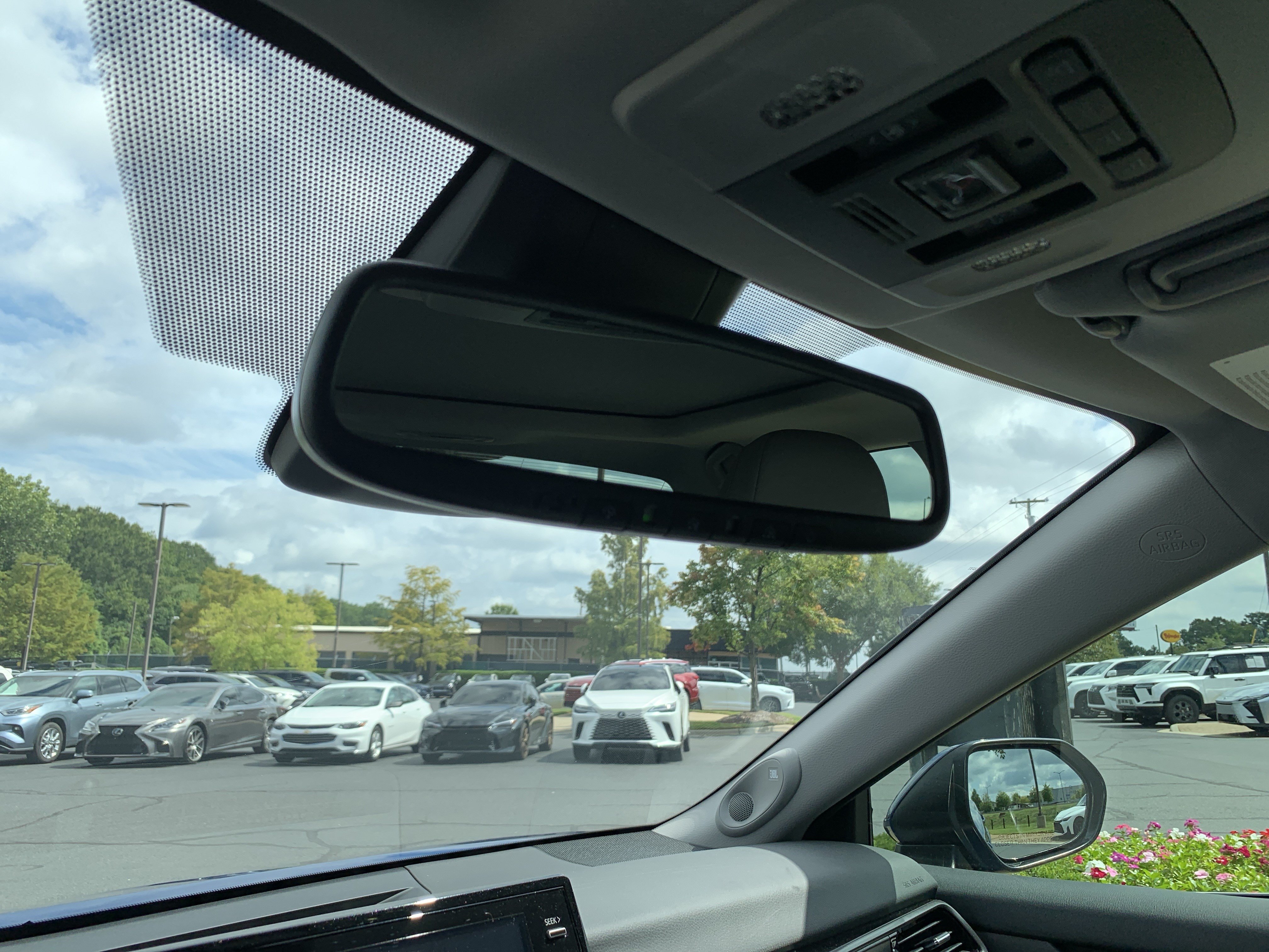 Used 2024 Toyota Camry XLE FWD image 27