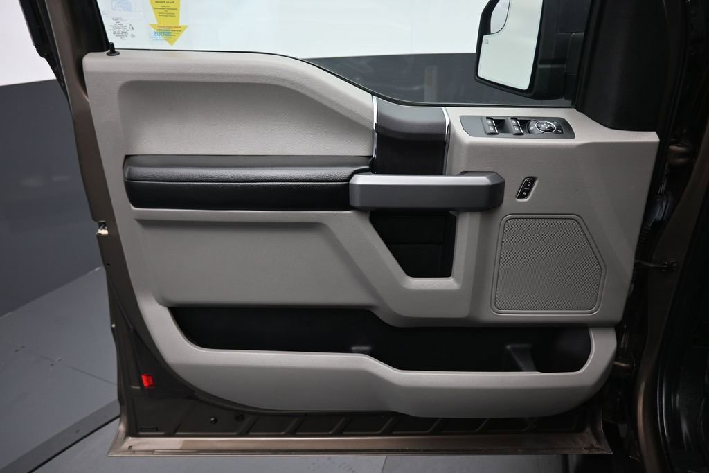 Used 2016 Ford F150 XLT w/ Equipment Group 301A Mid AWD/4WD image 9
