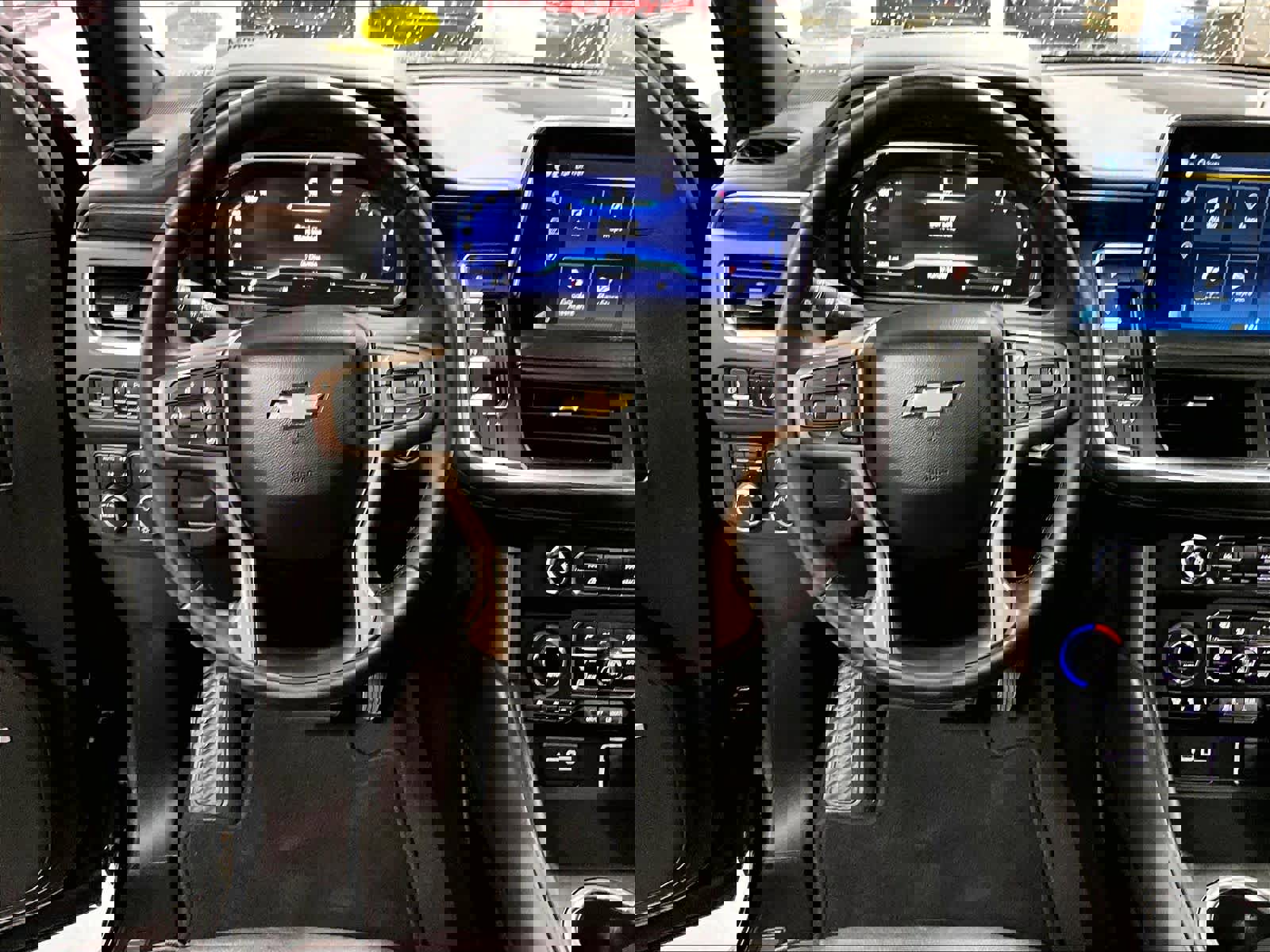 Certified 2023 Chevrolet Suburban High Country image 18