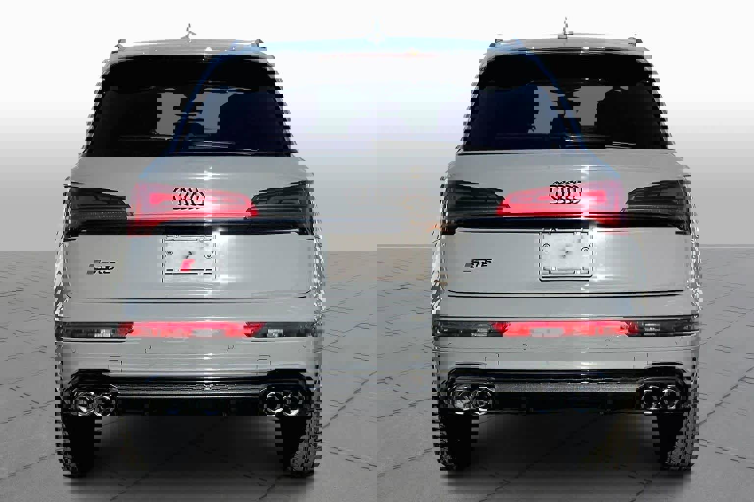 Used 2021 Audi SQ5 Premium Plus w/ Premium Plus Package image 5