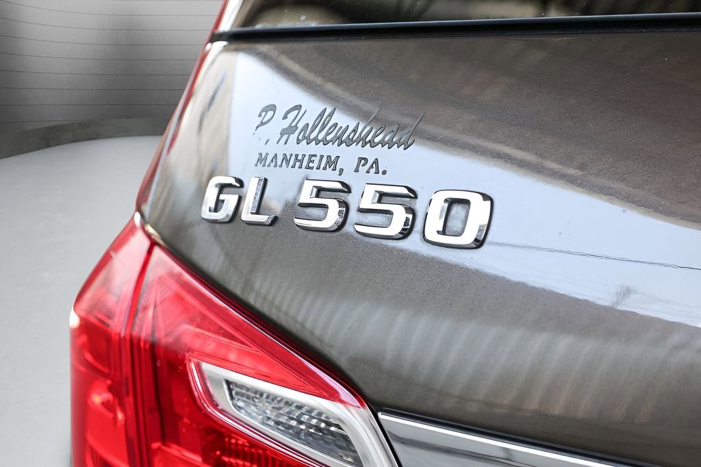 Used 2013 Mercedes-Benz GL 550 4MATIC image 19