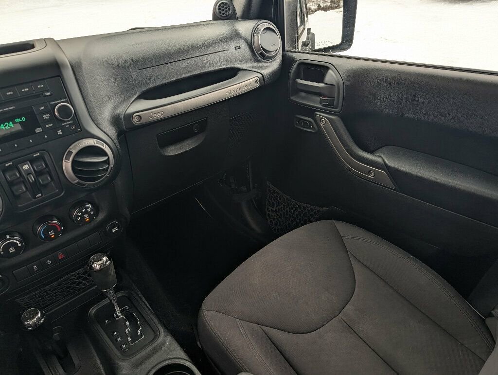 Used 2014 Jeep Wrangler Unlimited Sport w/ Quick Order Package 24S image 19