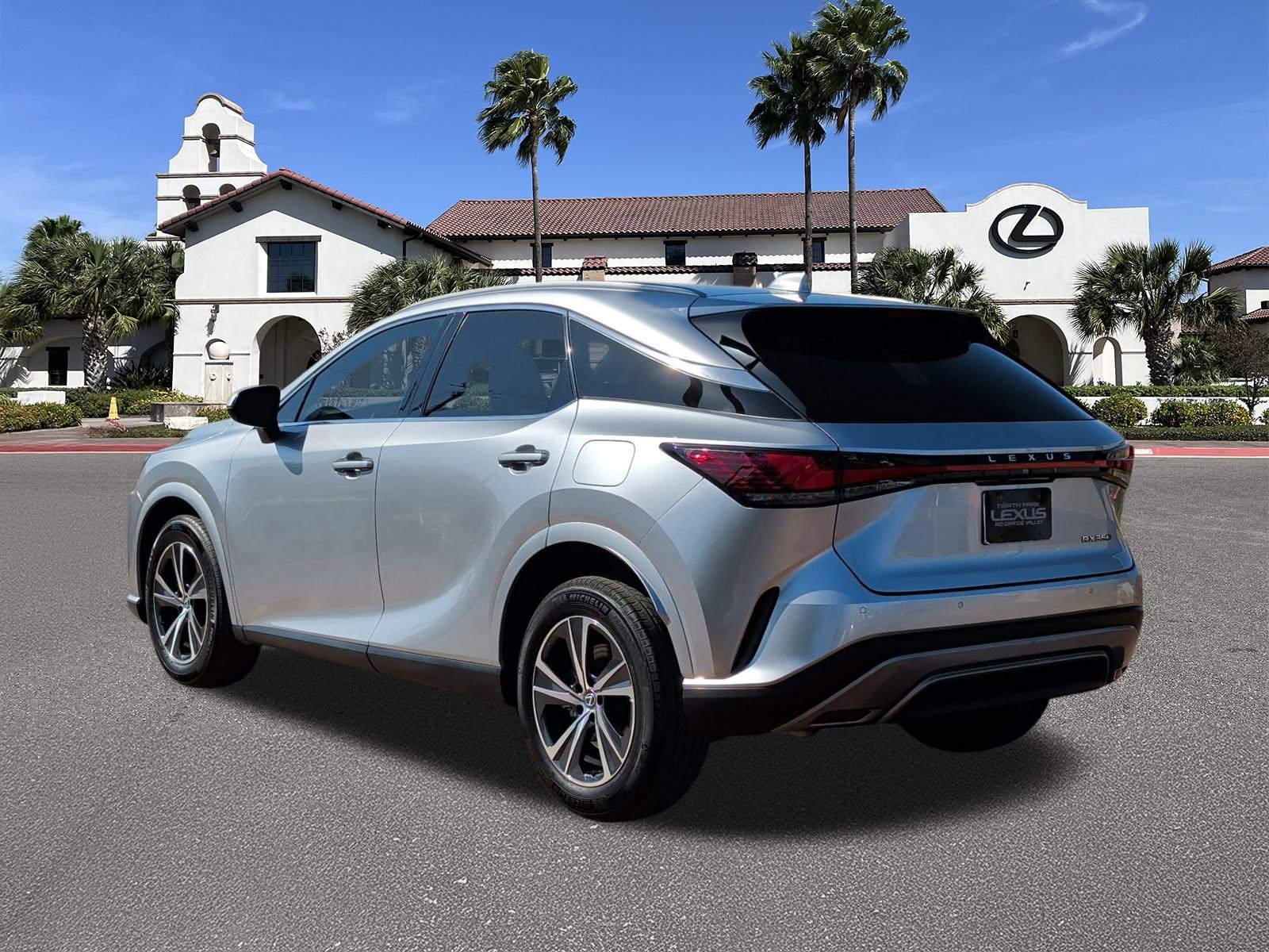 Used 2023 Lexus RX 350 Premium w/ Cold Area Package FWD image 4