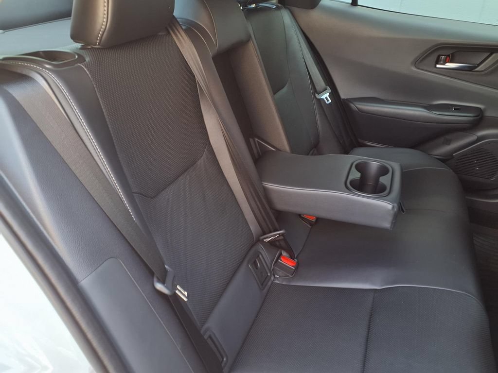 Certified 2026 Toyota Prius XLE FWD image 35