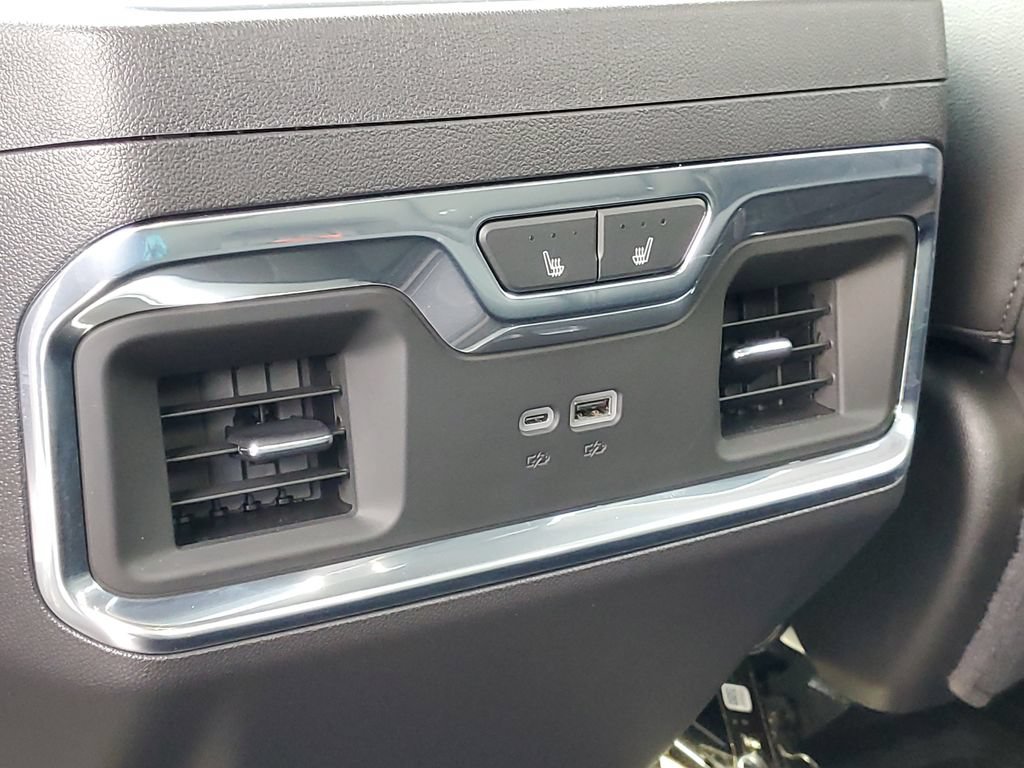 Used 2024 Chevrolet Silverado 1500 LTZ w/ Technology Package AWD/4WD image 31
