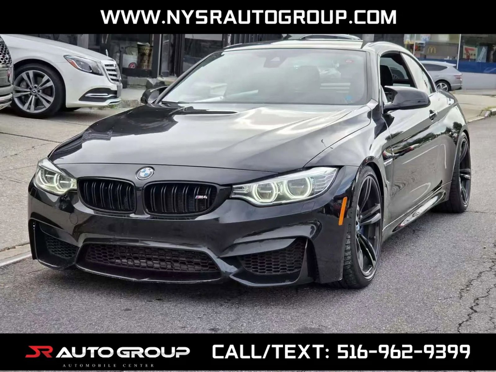 Used 2015 BMW M4 Convertible image 1