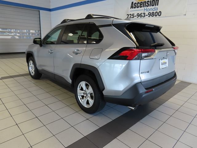 Used 2020 Toyota RAV4 XLE w/ Convenience Package image 11