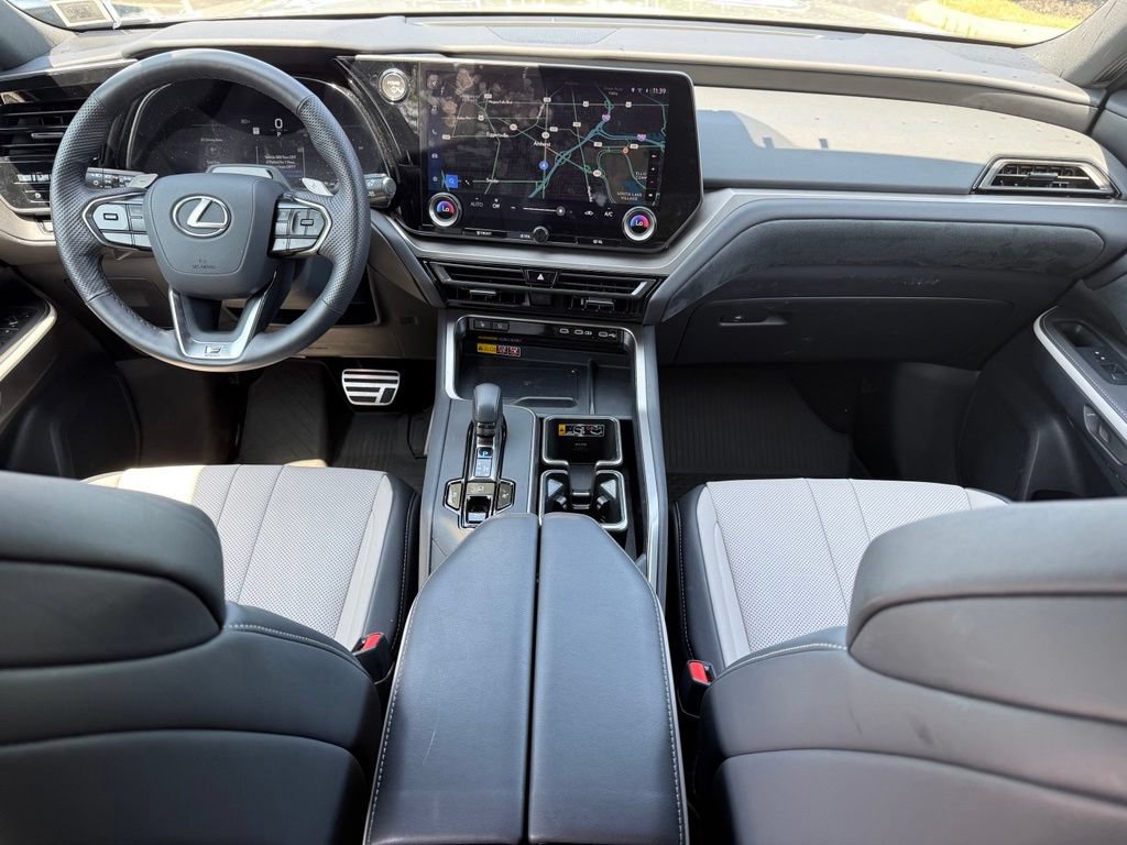 Certified 2026 Lexus TX 500h AWD w/ Technology Package image 16