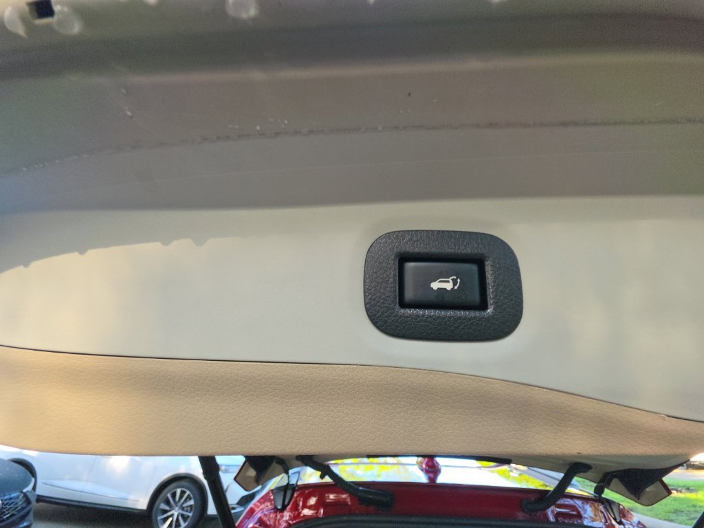 Used 2019 Nissan Rogue SV FWD image 34