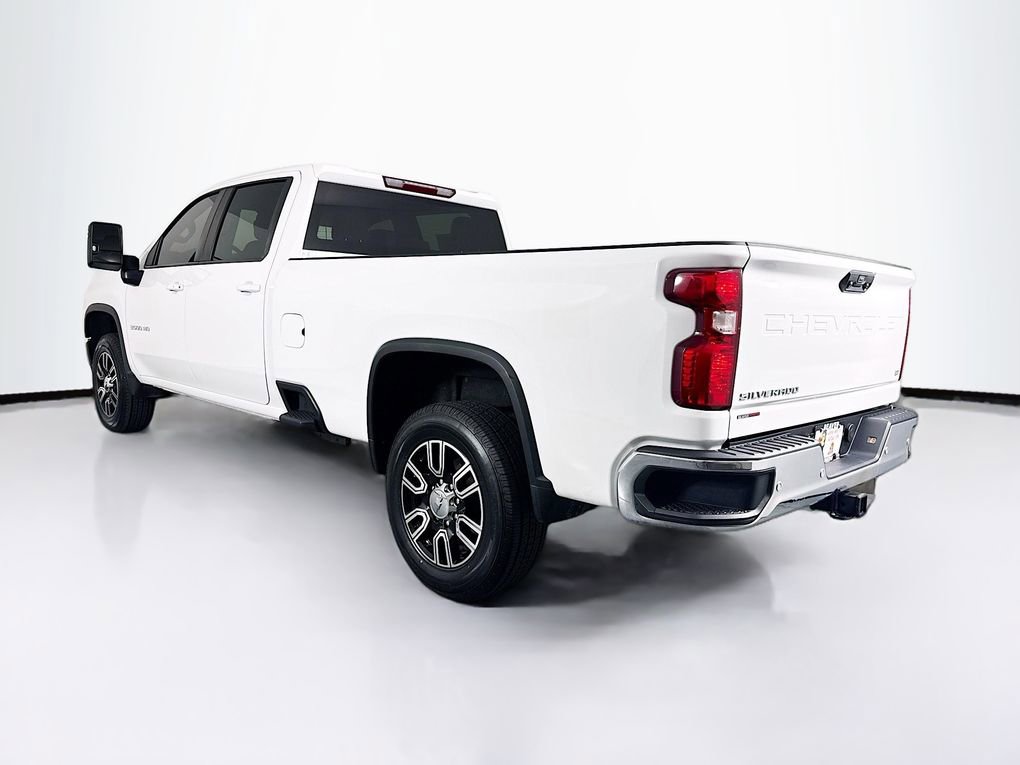 Used 2023 Chevrolet Silverado 3500 LT w/ Convenience Package AWD/4WD image 7