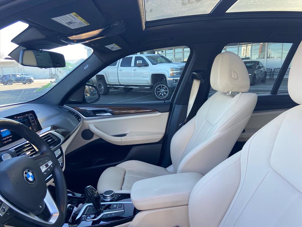 Used 2021 BMW X3 xDrive30e w/ Premium Package image 4