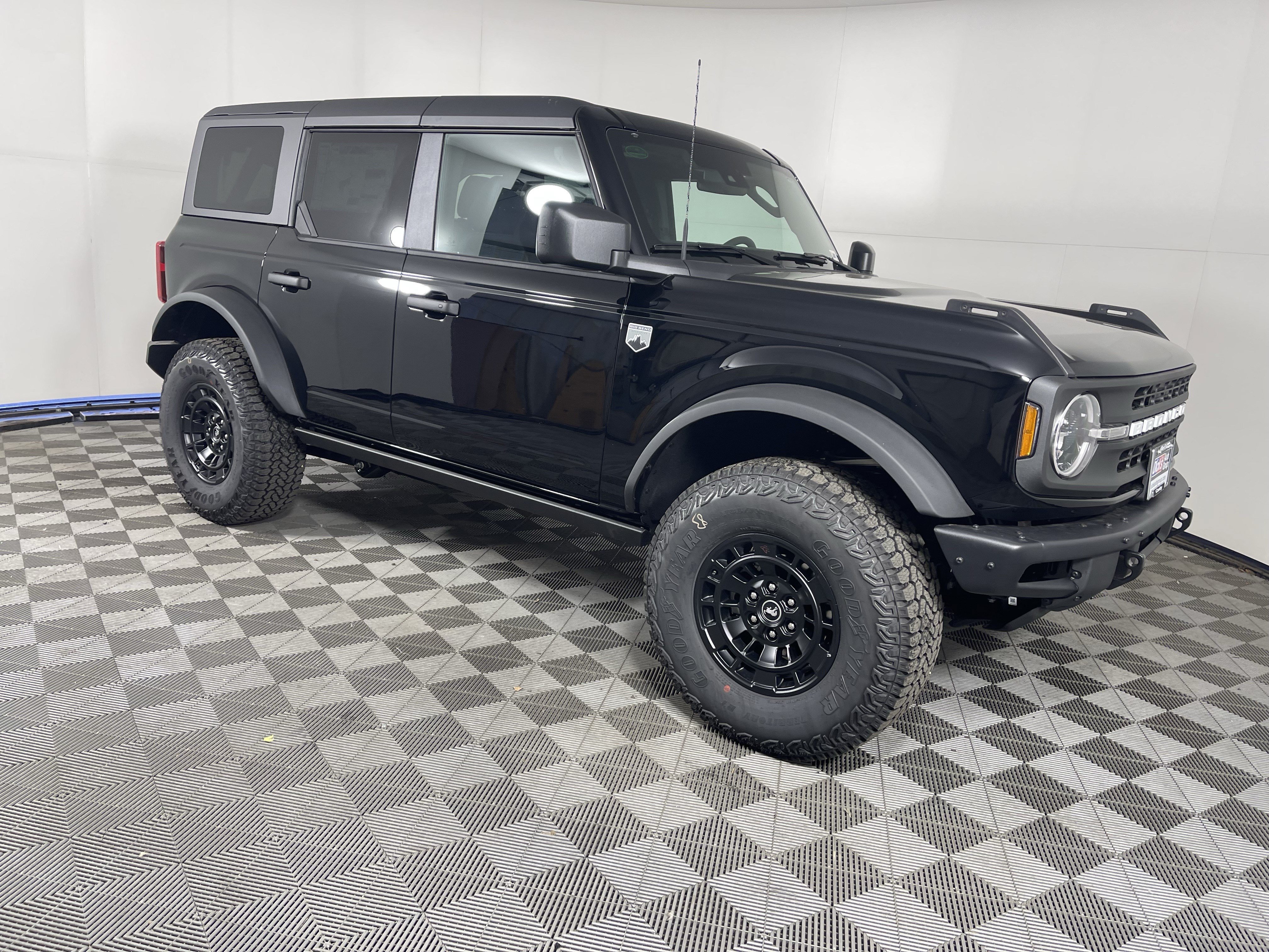New 2026 Ford Bronco Big Bend w/ Black Diamond Package AWD/4WD image 7