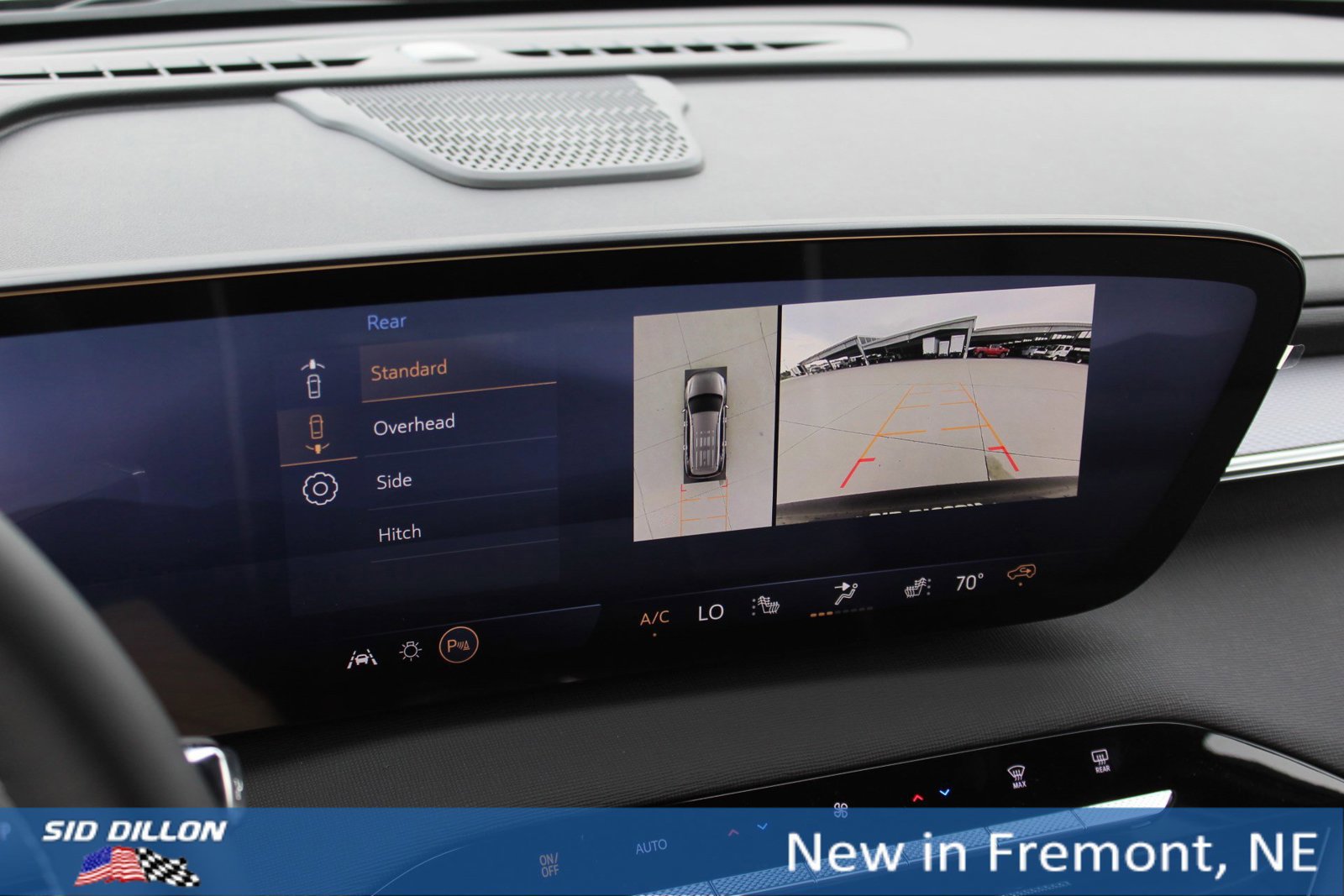 New 2026 Buick Enclave Sport Touring w/ Power Package image 4