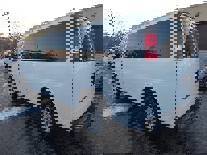 Used 2012 Chevrolet Express 2500 LT w/ LT Preferred Equipment Group image 5