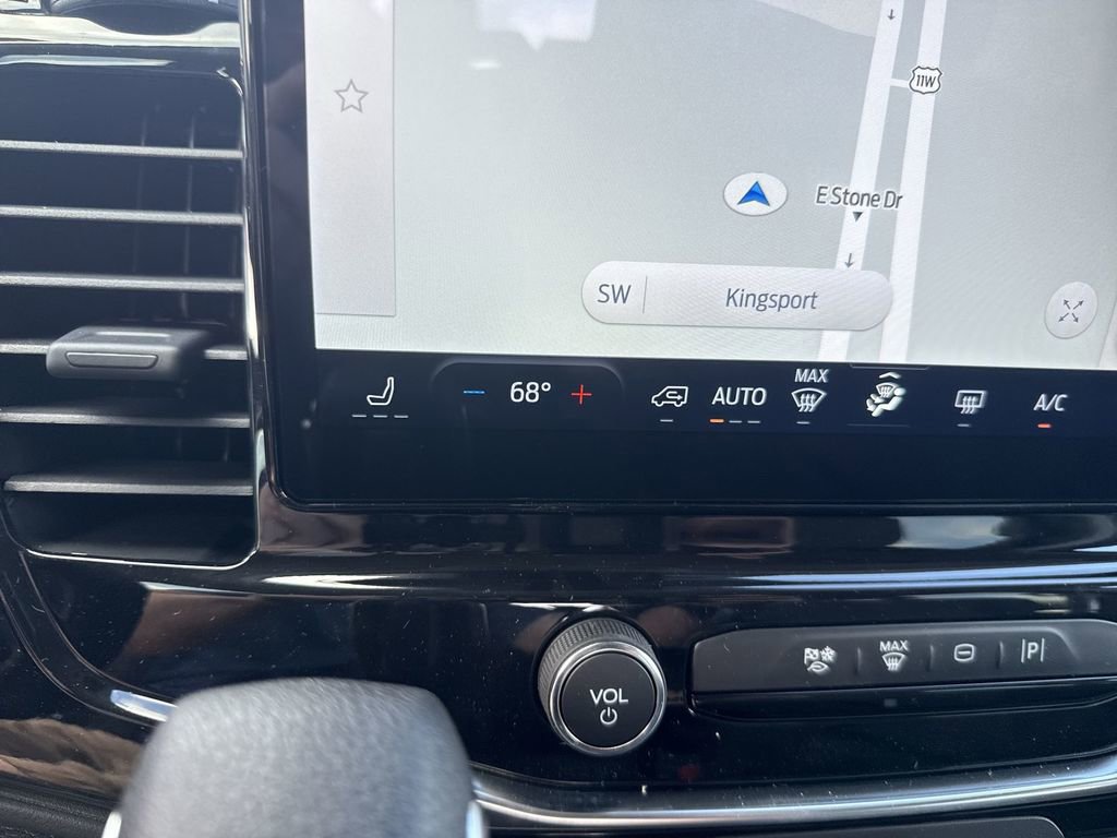 New 2025 Ford Transit 350 XLT RWD image 28