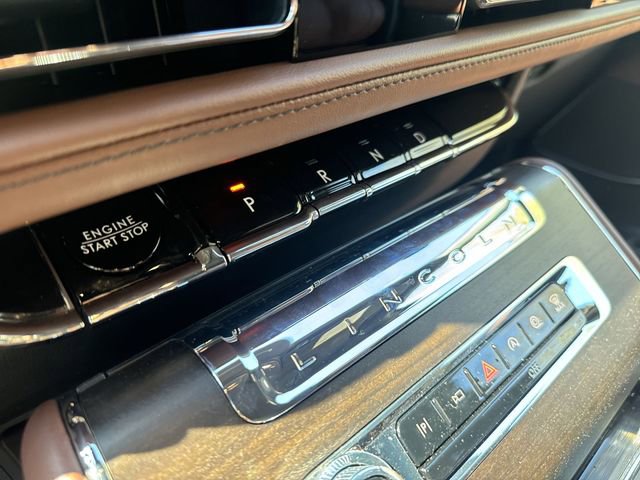 New 2026 Lincoln Aviator Reserve w/ Jet Appearance Package RWD image 20