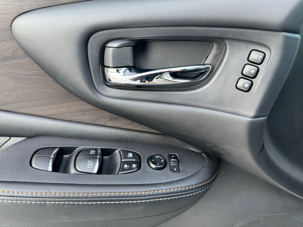 Used 2022 Nissan Murano Platinum image 13