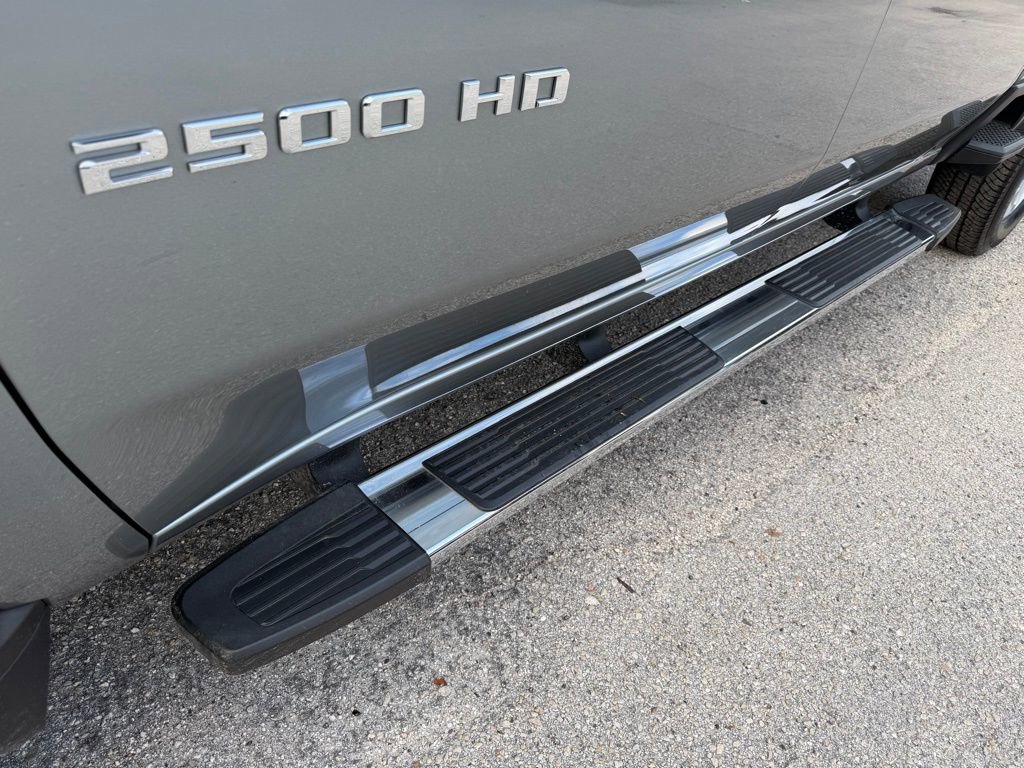 Used 2025 Chevrolet Silverado 2500 LT w/ All Star Edition AWD/4WD image 13