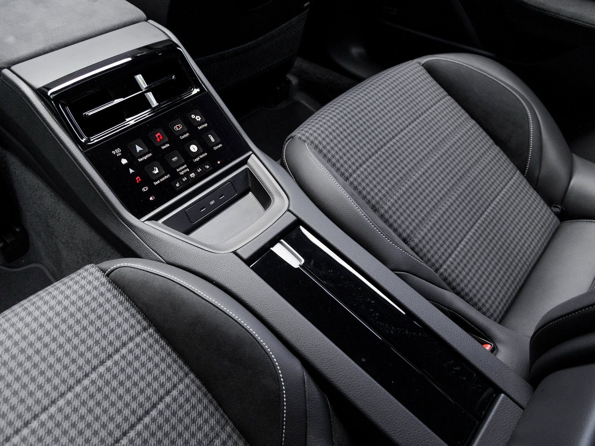 Certified 2025 Porsche Panamera Turbo S image 26