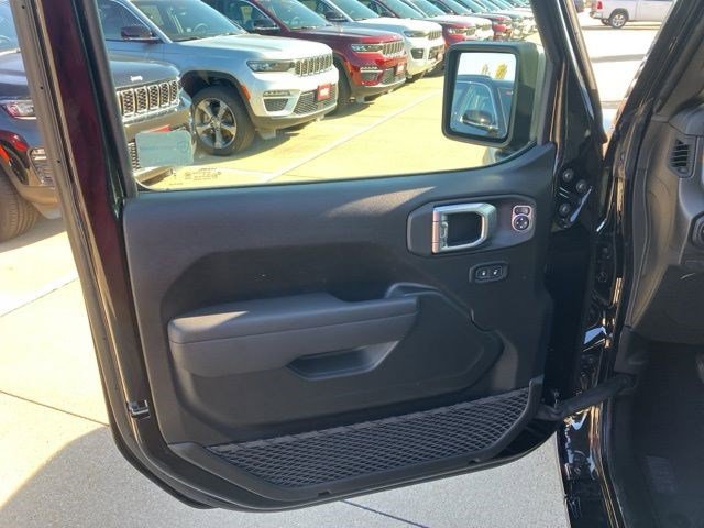 New 2025 Jeep Wrangler Sport S image 9