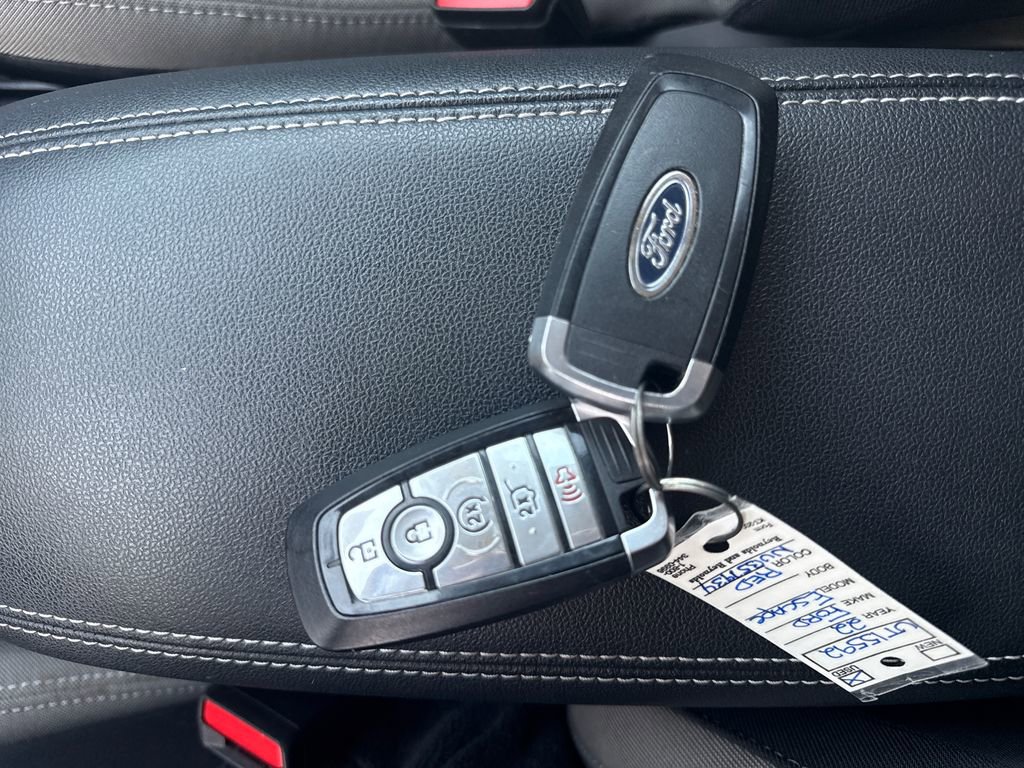 Used 2022 Ford Escape SE w/ Convenience Package image 36