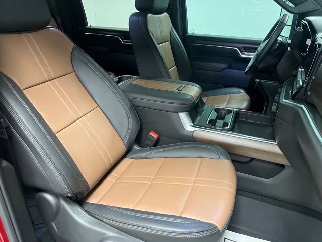 Used 2025 Chevrolet Silverado 3500 High Country w/ High Country Premium Package AWD/4WD image 57