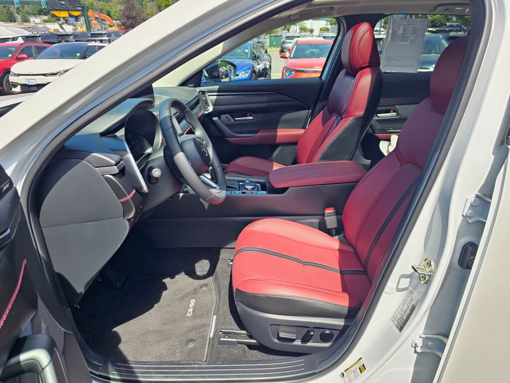 Certified 2025 MAZDA CX-50 AWD 2.5 Hybrid w/ Premium Pkg image 22