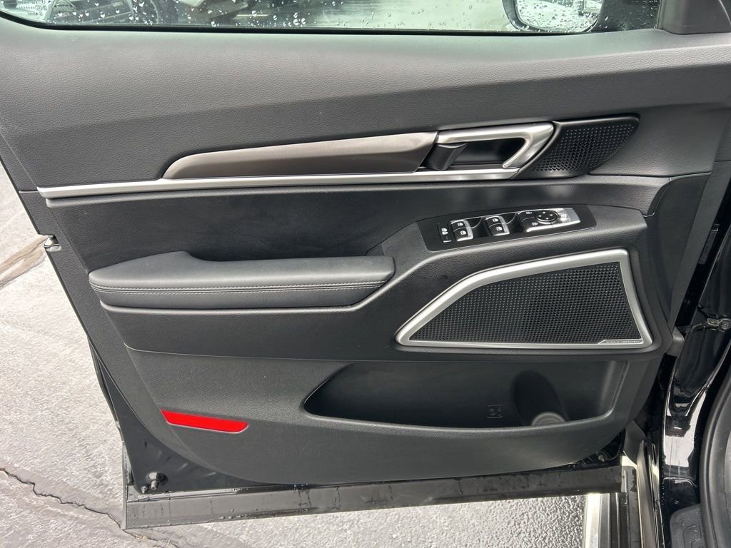Used 2024 Kia Telluride S w/ S Sunroof Package image 3