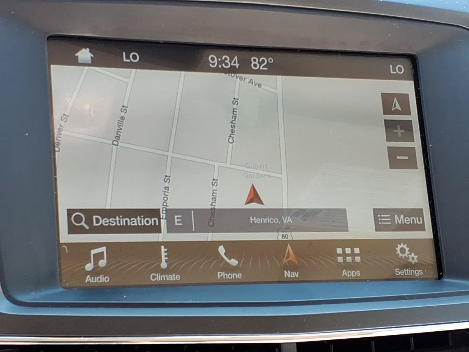 Used 2019 Lincoln MKT AWD image 9