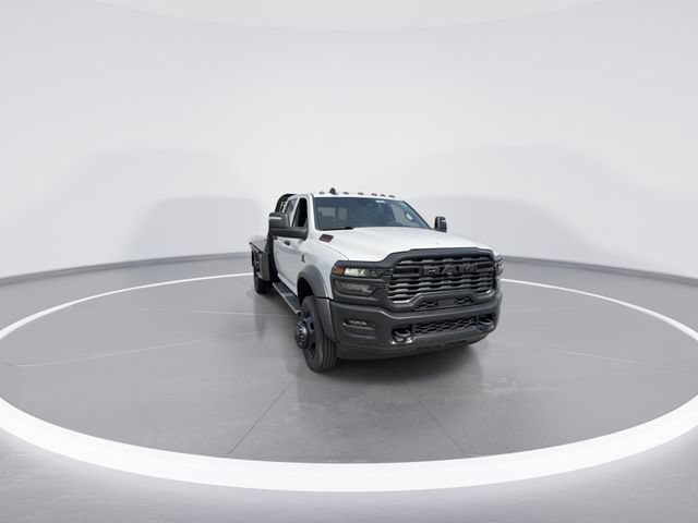 New 2026 RAM 5500 Tradesman AWD/4WD image 3