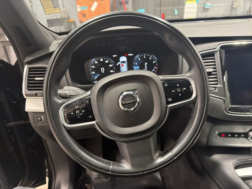 Used 2018 Volvo XC90 T6 Momentum w/ Protection Package Premier image 15