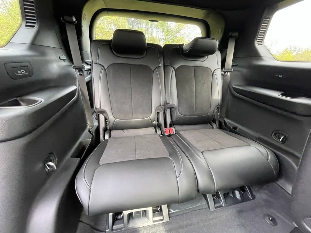 New 2025 Jeep Grand Cherokee L Altitude image 16