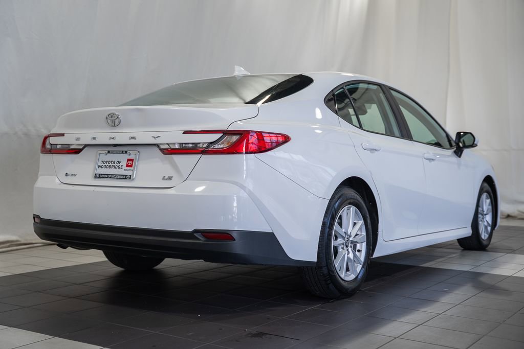 Used 2025 Toyota Camry LE FWD image 4