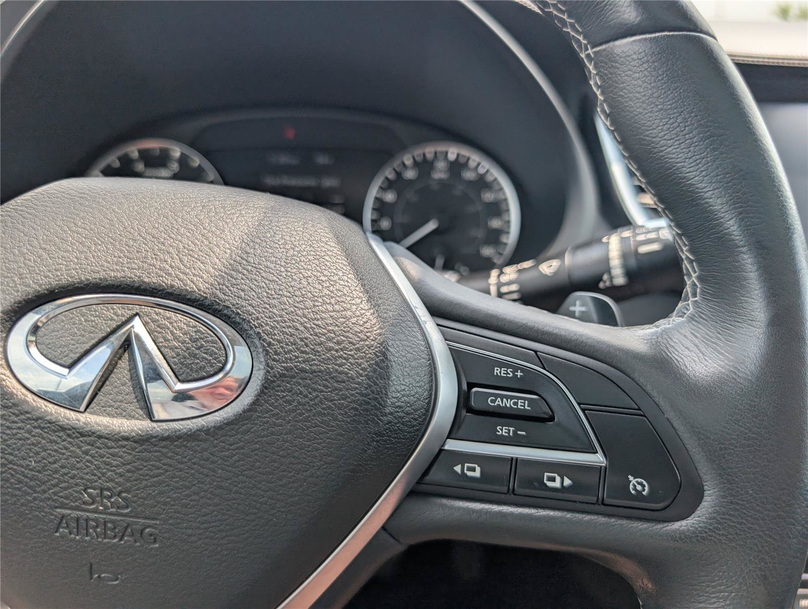 Used 2019 INFINITI QX50 Luxe AWD/4WD image 25