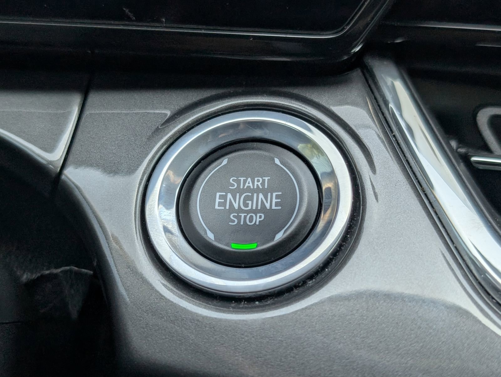 Used 2024 Chevrolet Trax ACTIV image 19