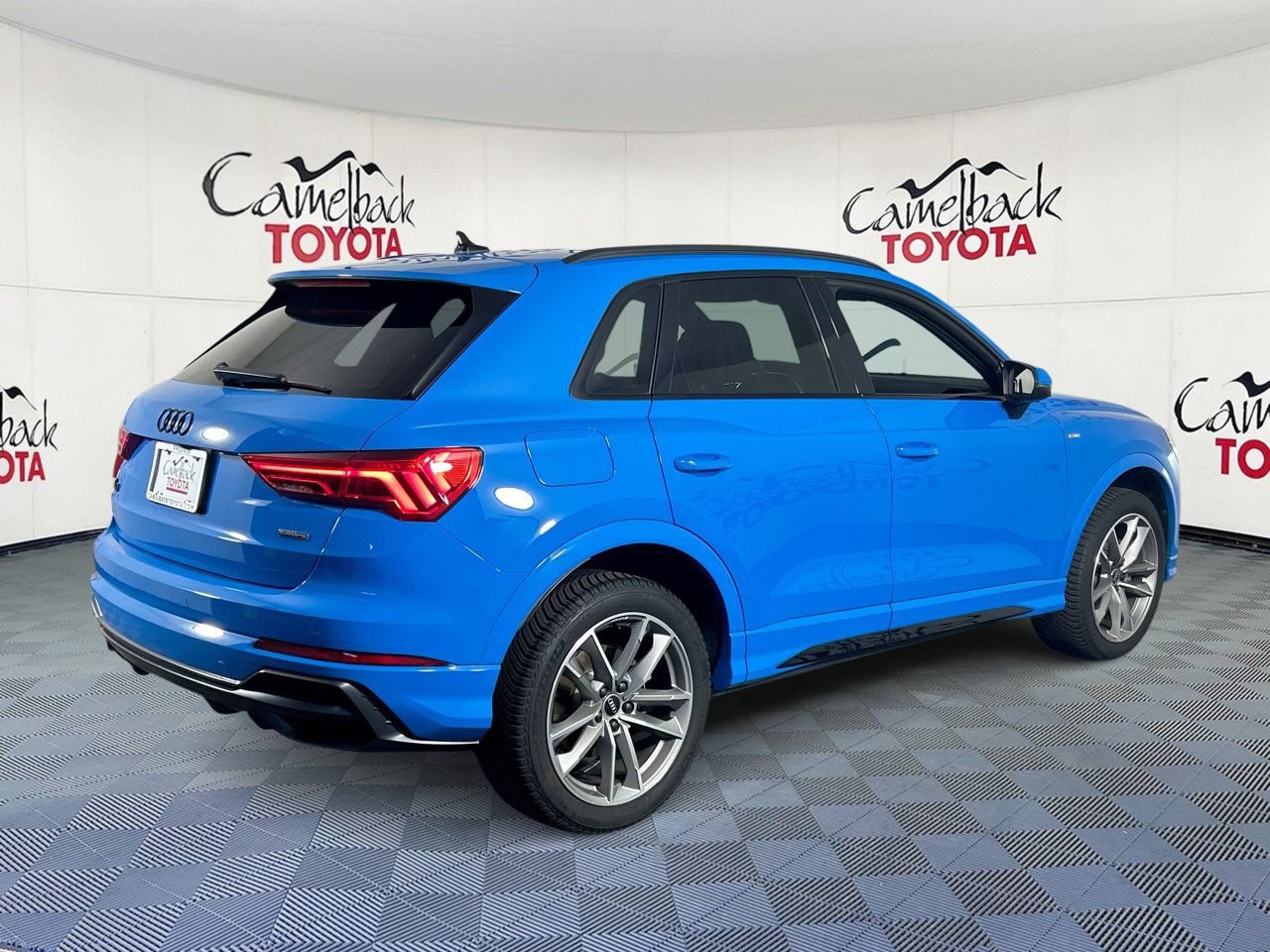 Used 2022 Audi Q3 2.0T Premium Plus w/ Premium Plus Package AWD/4WD image 7