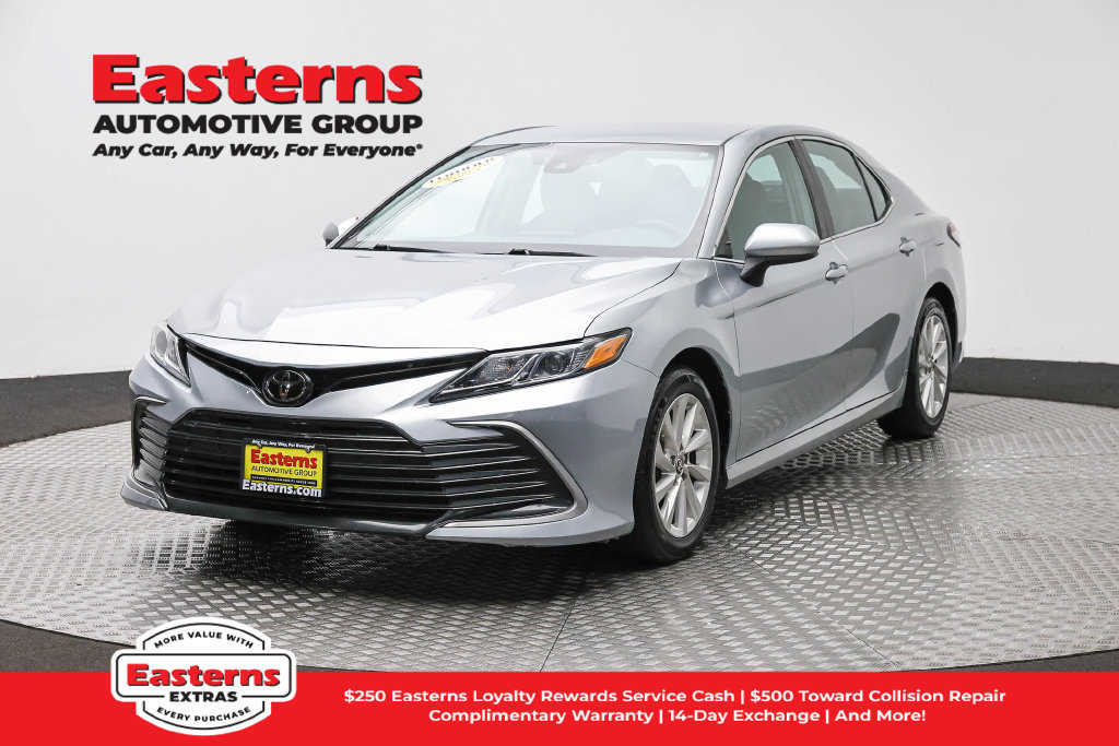 Used 2023 Toyota Camry LE FWD image 1